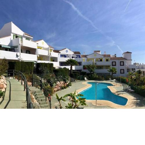 Apartment with communal pool in the heart of the Costa del Sol