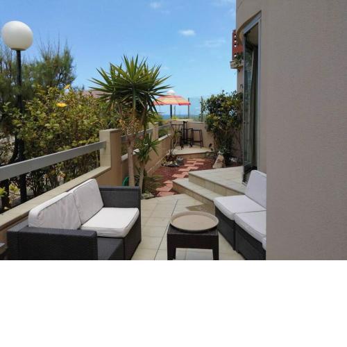 Apartment with garden Vista Roja