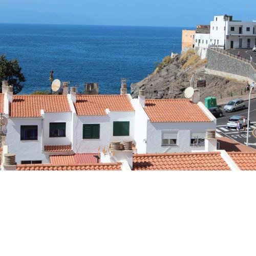 Apartment with ocean view Tenerife Просторный апартамент с видом на океан первая линия Тенерифе