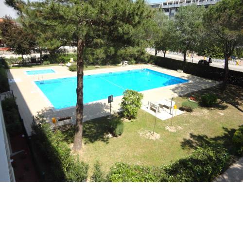 Apartment With Pool In Excellent Location by Beahost Rentals