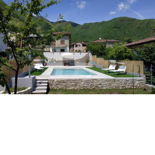 Apartment with swimming pool & garden, ground floor