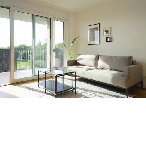 Apartment with terrace near Metro Station and Spa