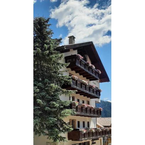 Apartments Antares