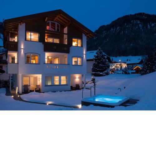 Apartments Antines