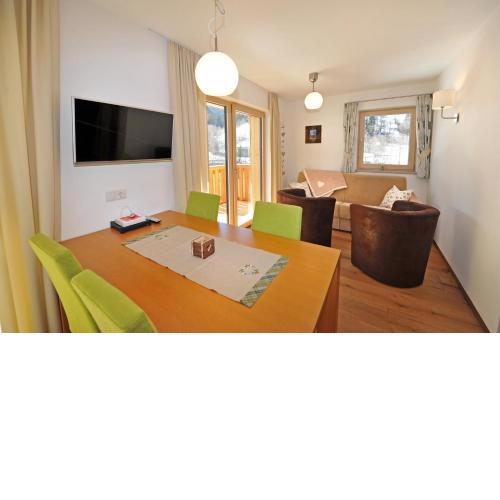 Apartments Cesa Leni