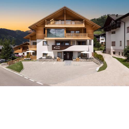 Apartments Chalet Maria
