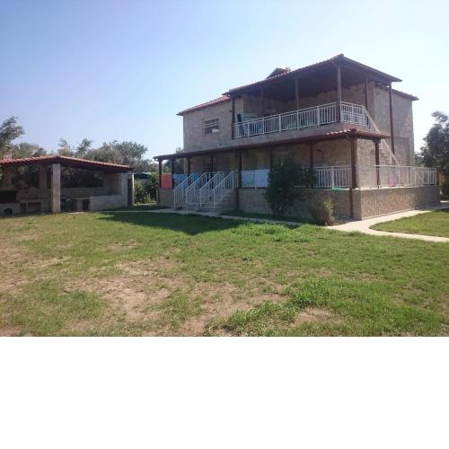 Apartments in a villa by the beautiful sea bay(2)