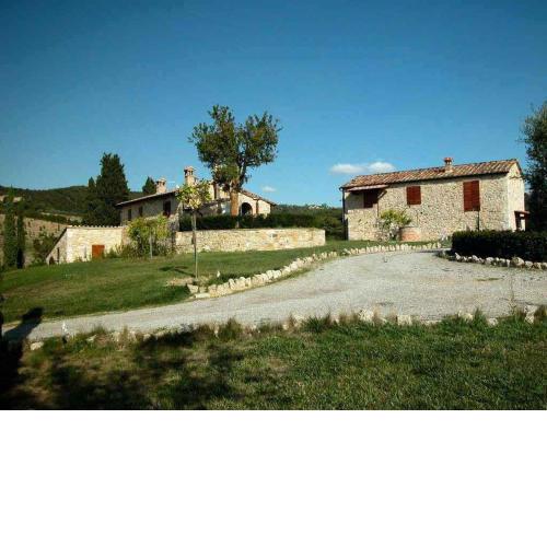 Apartments in Asciano/Toskana 24096