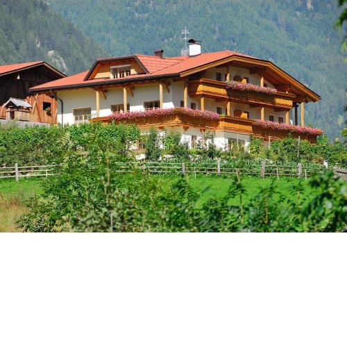 Apartments Obereggerhof