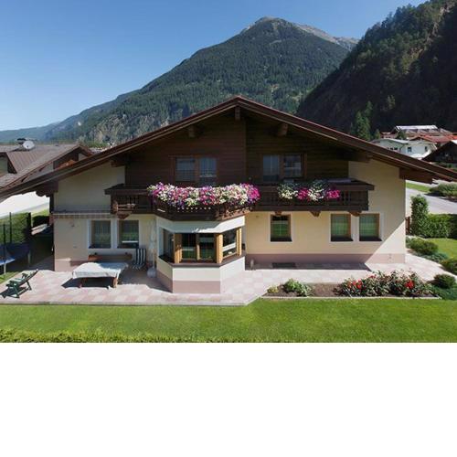 Apartments Serafin