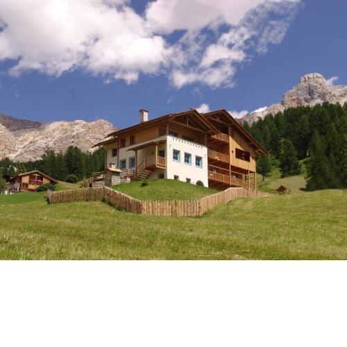 Apartments Serghela