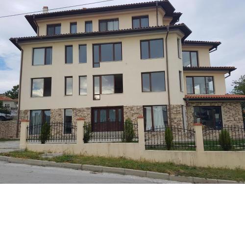 Apartments Stefanov in Byala