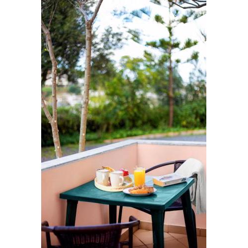 Aphrodite Studios & Apartment