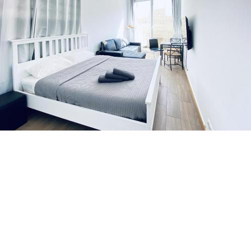 APL SANTS LOFTS BCN FiRA CAMP NOU