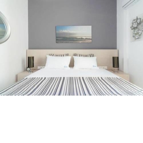 Apollo & Artemis by Heloni Apartments