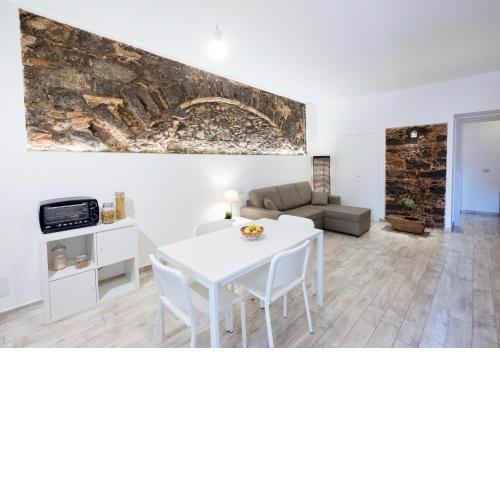 Apollo Home
