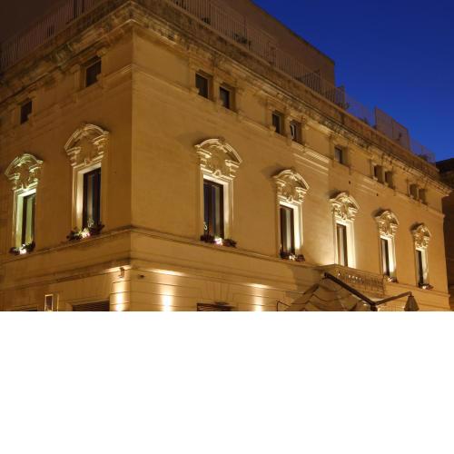 Apollo Suites