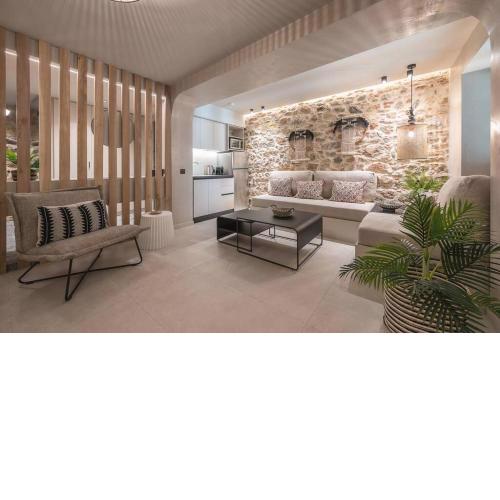Apollonos 28 Luxury Suites