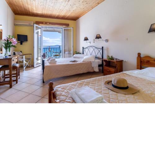 Apostolos Apartment 4