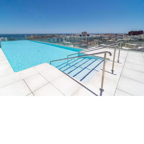 Apotel INFINITY Estepona by Roomservices