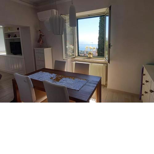 Appartamento a Taormina centro vista incantevole posto auto - brevi periodi