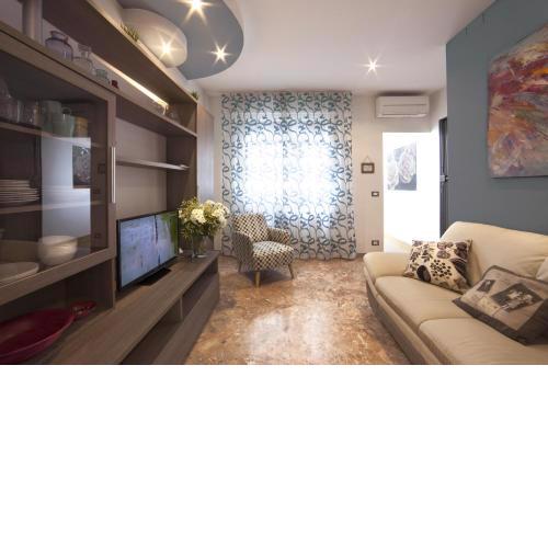 Appartamento centralissimo con 2 camere e 2 bagni
