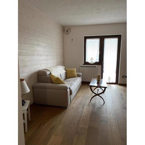 Appartamento Colle Vareno con vista