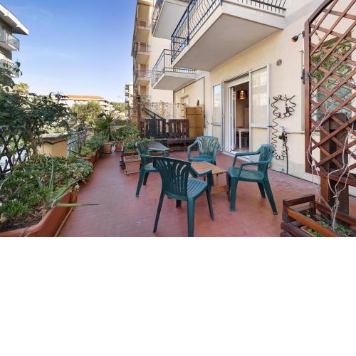 Appartamento con Ampio Terrazzo