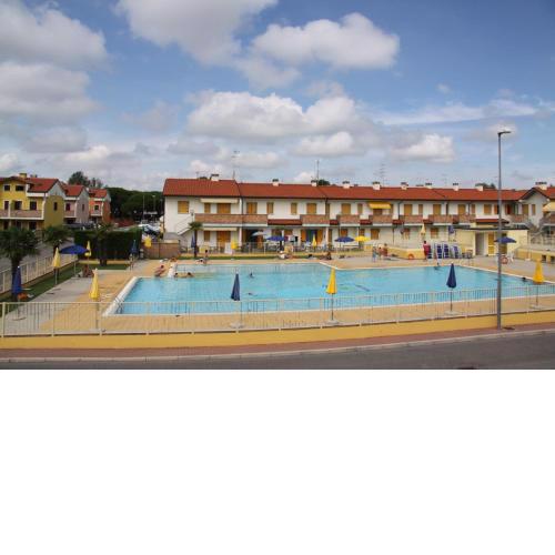 Appartamento con due Camere in Residence con Piscina a Rosolina Mare