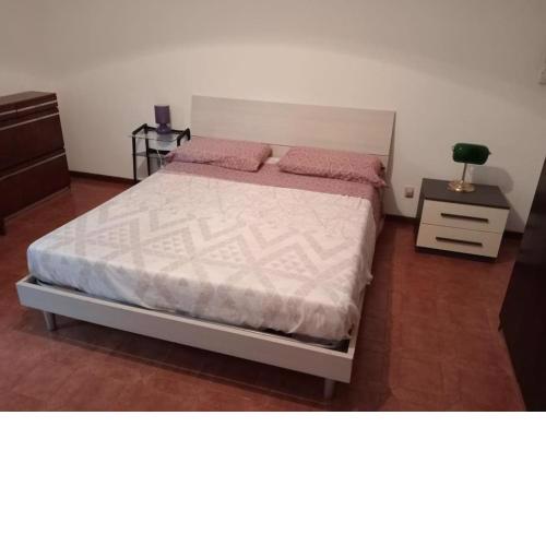 appartamento con giardino vicino al mare