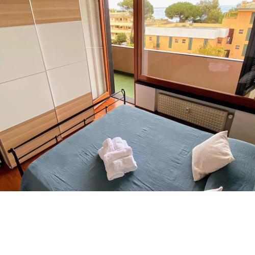 Appartamento con terrazza vista mare a 50 mt