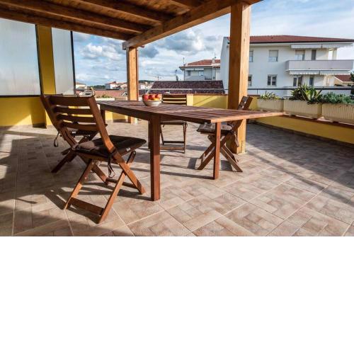 appartamento con terrazzo grande