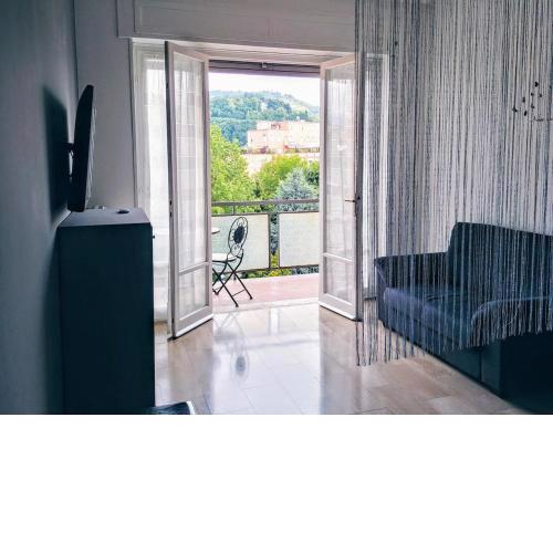 Appartamento con terrazzo zona ospedale civile