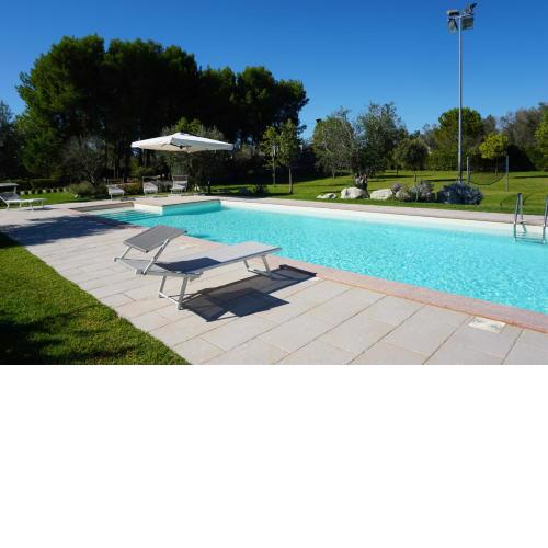 Appartamento con utilizzo piscina e pallavolo m663
