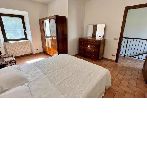 [Appartamento con vista] Finestra sulle colline