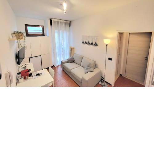 Appartamento di fronte all'ospedale con garage