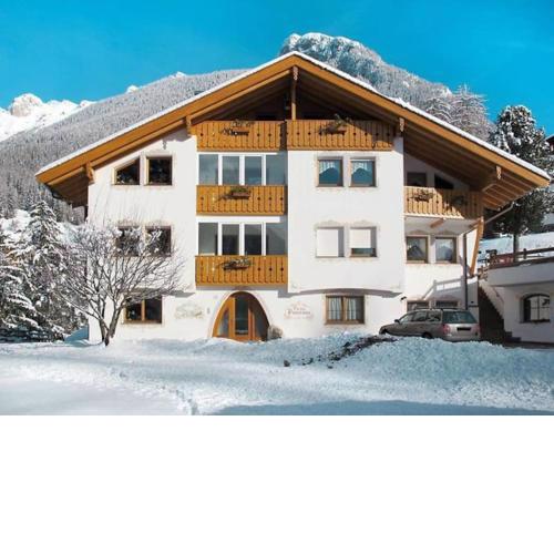 Appartamento di pregio con vista su Val di Fassa