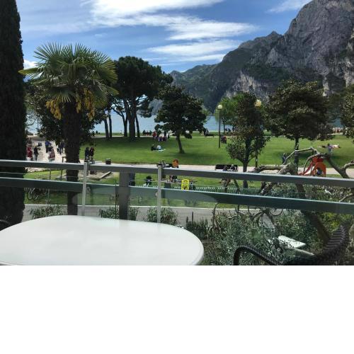 Appartamento Fronte Lago