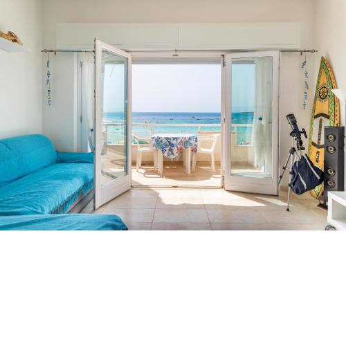 Appartamento fronte mare - Waterfront apartment