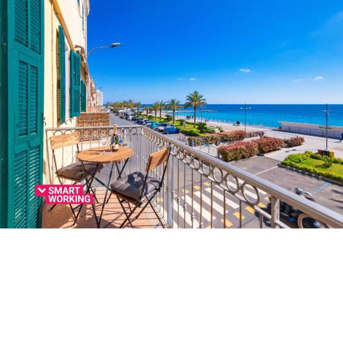 Appartamento fronte mare a Ospedaletti by Wonderful Italy