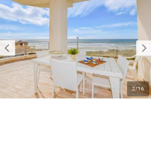 appartamento fronte mare