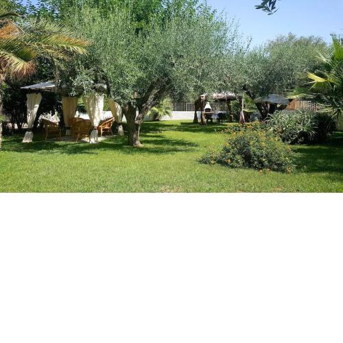 Appartamento in Villa con ampio Giardino - 5 min dal mare -15 da Tropea