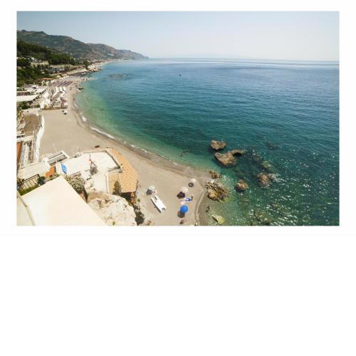 Appartamento incantevole sul mare di Taormina