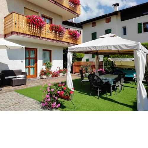 Appartamento "Laghet" a piano terra con giardino