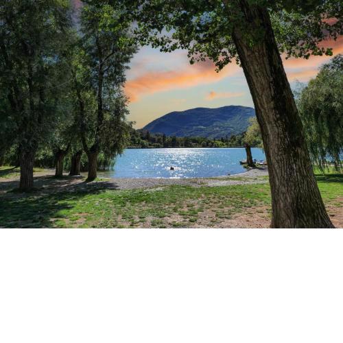 Appartamento Moderno Vista Lago fast Wi-Fi checkin24h