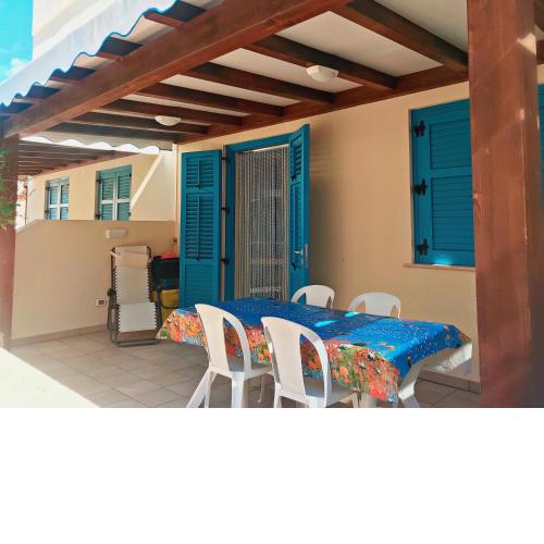 appartamento residence via giardini acqua marina