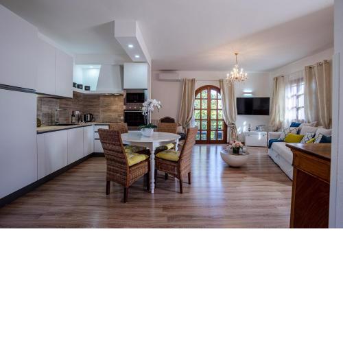 Appartamento San Teodoro centro