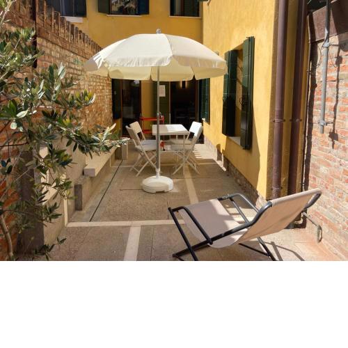Appartamento Tre Archi con corte privata