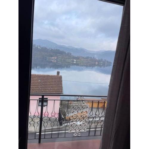 appartamento vista lago