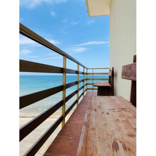 APPARTAMENTO VISTA MARE - CASALABATE (LE)